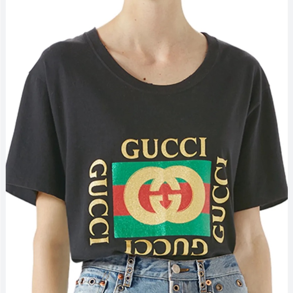 Authentic, RARE Gucci tshirt - glitter logo!